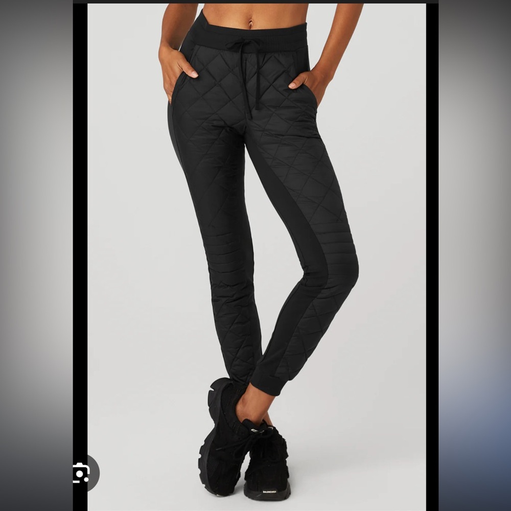 ALO Yoga Warm Airbrush High Waist Moto Puffer Black Quilted Pants XS